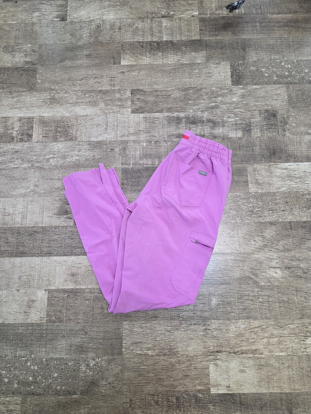Figs Dowa Scrub Pant In Pink Cloud